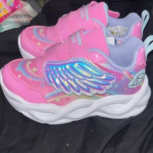 Skechers 303718n PKMT s lights twisty glow wing whisper